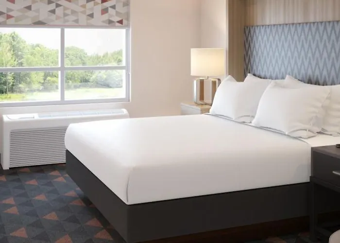 - E Capitol - Univ By Ihg Tallahassee